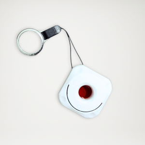 Detektor kamer z brelokiem