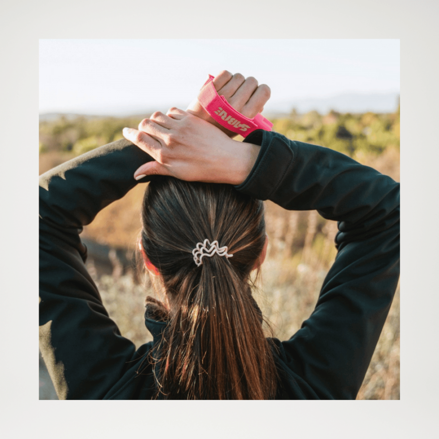 Gaz pieprzowy Sabre Red Jogger 19,8 ml w kolorze różowym Gaz pieprzowy Sabre Red Jogger 19,8 ml w kolorze różowym